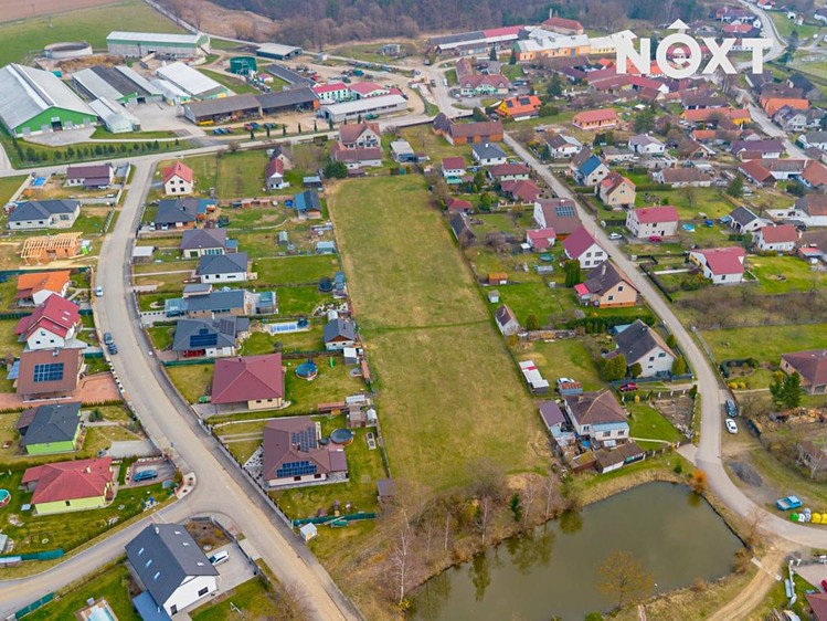 Prodej  stavebního pozemku 7 273 m² - foto 7