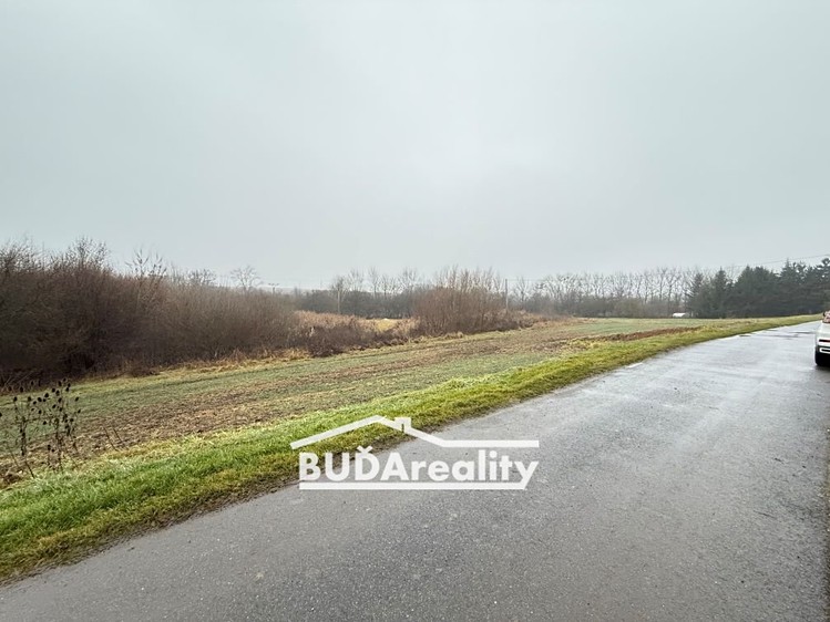 Prodej  stavebního pozemku 1 139 m² - foto 5