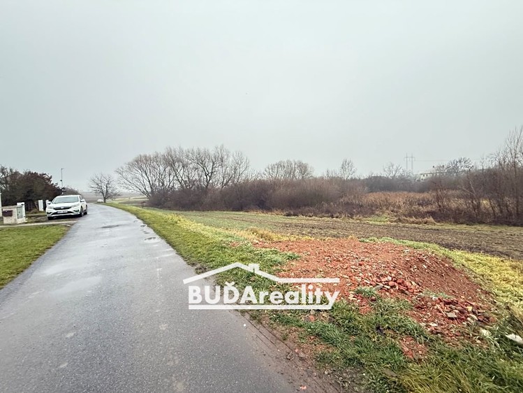 Prodej  stavebního pozemku 1 139 m² - foto 3