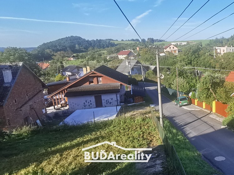 Prodej stavebního pozemku 1 285 m² - foto 3