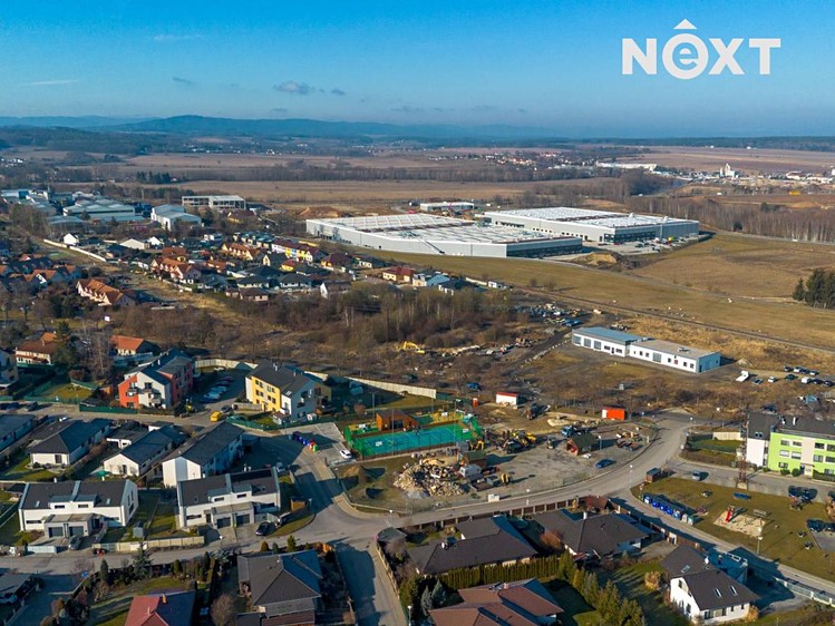 Prodej stavebního pozemku 2 337 m² - foto 5