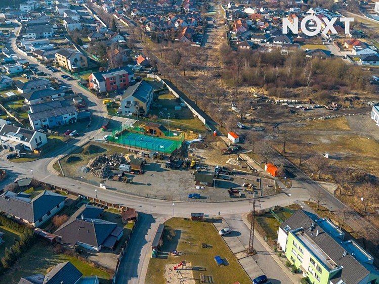 Prodej stavebního pozemku 2 337 m² - foto 3