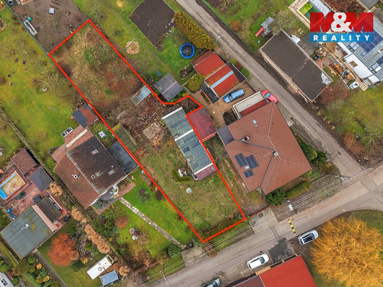 Prodej stavebního pozemku 642 m² - foto 2
