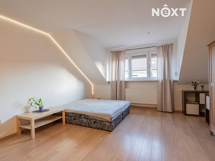 Prodej bytu 2+1 80 m² - foto 4
