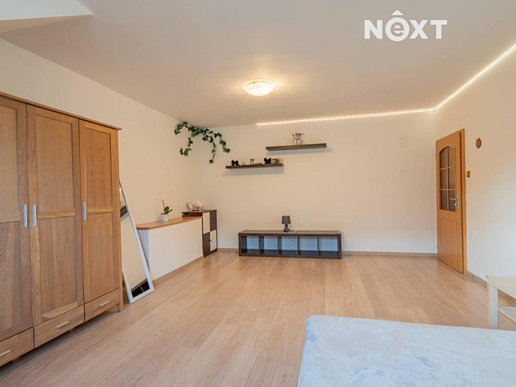 Prodej bytu 2+1 80 m² - foto 5