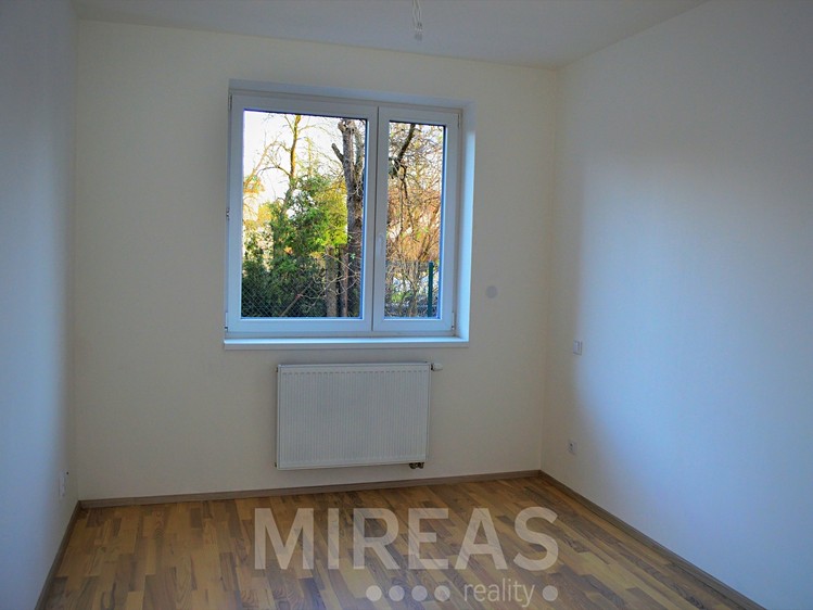 Pronájem bytu 2+kk 50 m² - foto 4