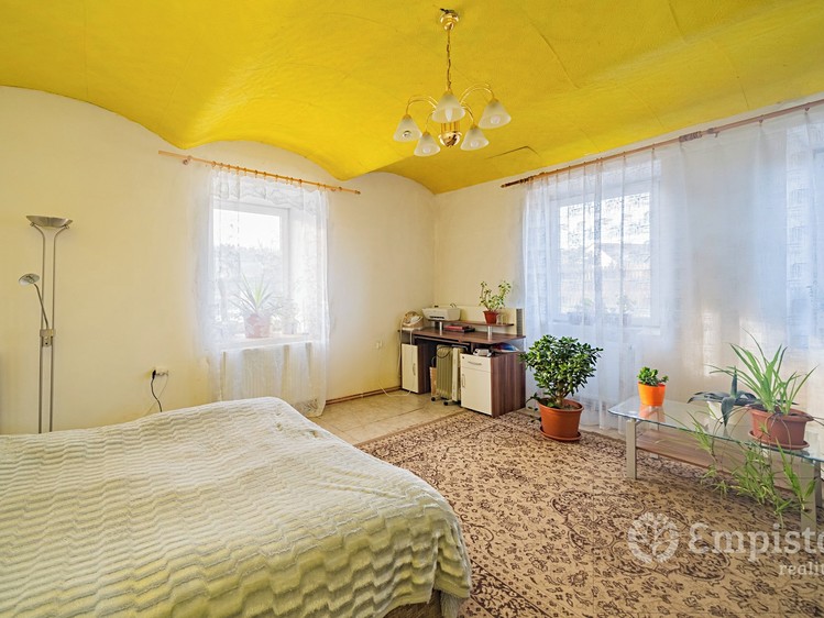 Prodej rodinného domu 200 m², pozemek 1 369 m² - foto 8