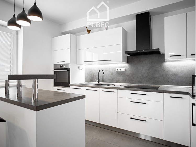 Prodej  rodinného domu 275 m², pozemek 4 515 m² - foto 3