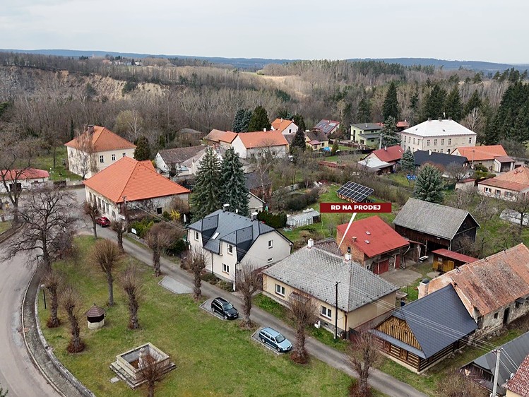 Prodej rodinného domu 150 m², pozemek 1 674 m² - foto 3