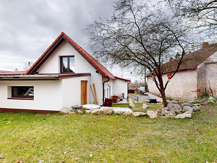 Prodej rodinného domu 207 m², pozemek 355 m² - foto 5