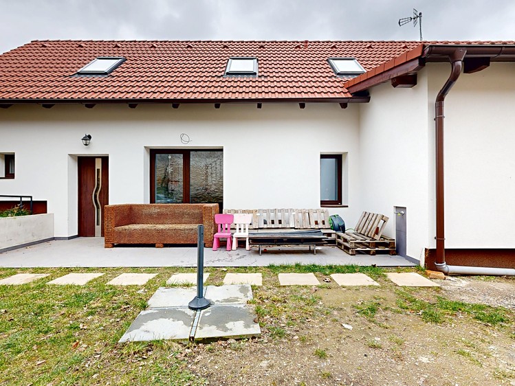 Prodej rodinného domu 207 m², pozemek 355 m² - foto 7