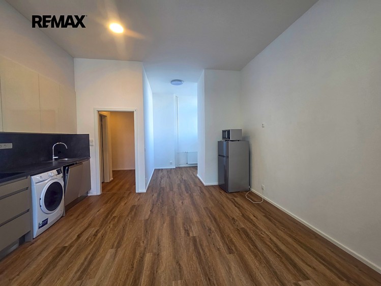 Pronájem bytu 2+kk 46 m² - foto 5
