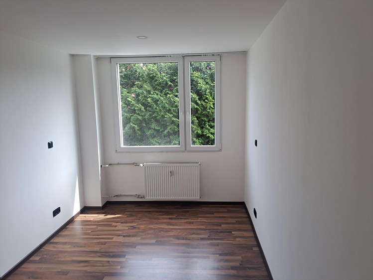 Pronájem bytu 2+kk 43 m² (Jednopodlažní) - foto 2