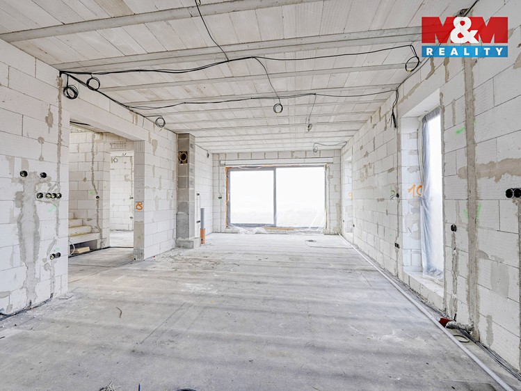 Prodej  rodinného domu 185 m², pozemek 946 m² - foto 8