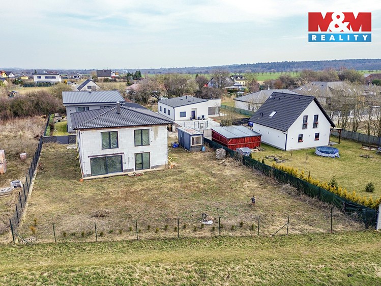 Prodej  rodinného domu 185 m², pozemek 946 m² - foto 3