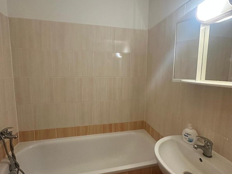 Pronájem bytu 1+kk 31 m² - foto 8