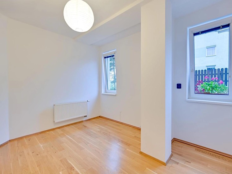 Pronájem bytu 3+kk 69 m² - foto 5