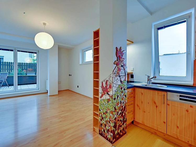 Pronájem bytu 3+kk 69 m² - foto 2