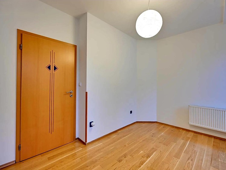 Pronájem bytu 3+kk 69 m² - foto 8