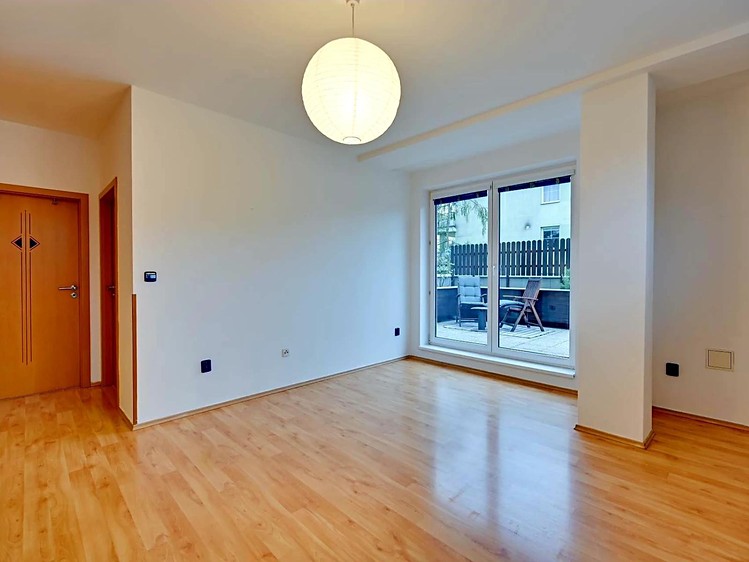 Pronájem bytu 3+kk 69 m² - foto 6