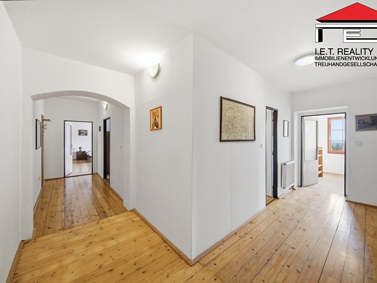 Prodej rodinného domu 561 m², pozemek 3 168 m² - foto 7