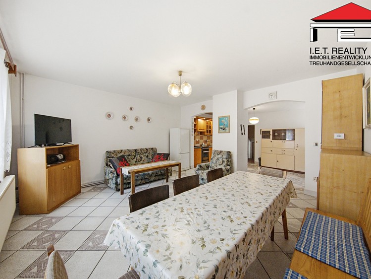 Prodej rodinného domu 561 m², pozemek 3 168 m² - foto 5