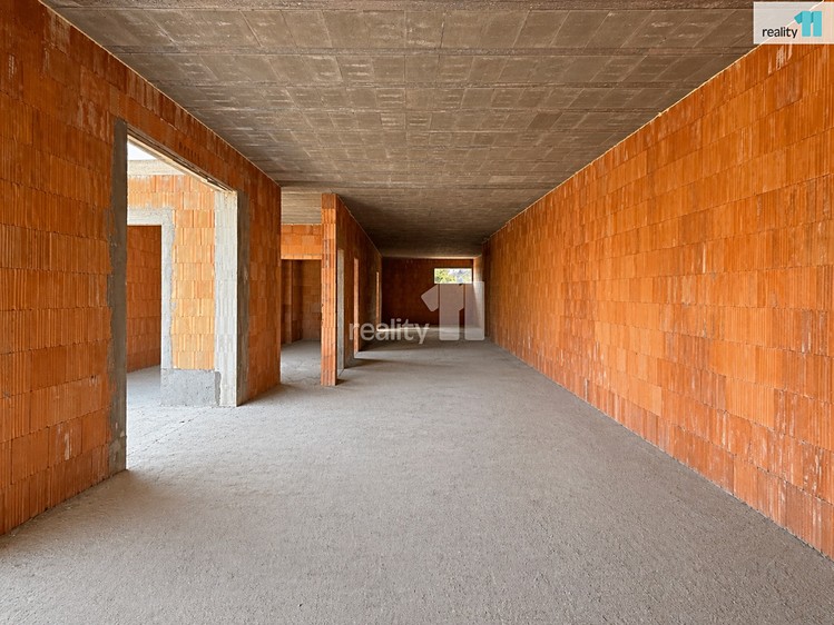 Prodej  rodinného domu 383 m², pozemek 1 023 m² - foto 5