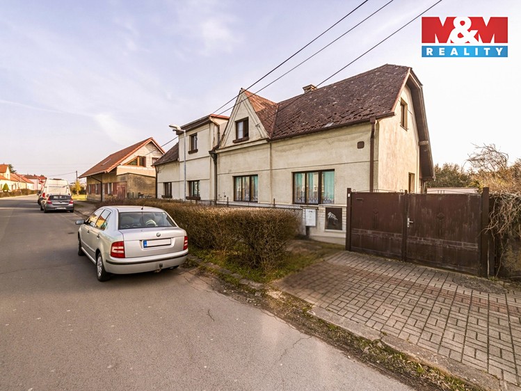 Prodej rodinného domu 123 m², pozemek 412 m² - foto 2