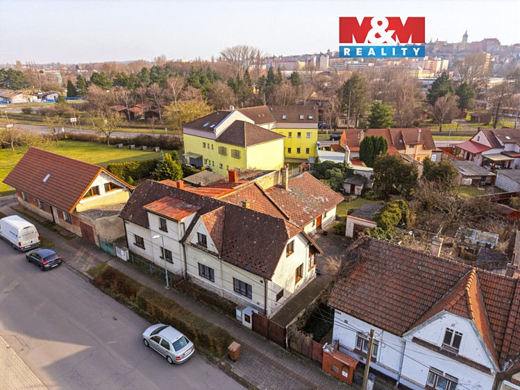 Prodej rodinného domu 123 m², pozemek 412 m² - foto 1