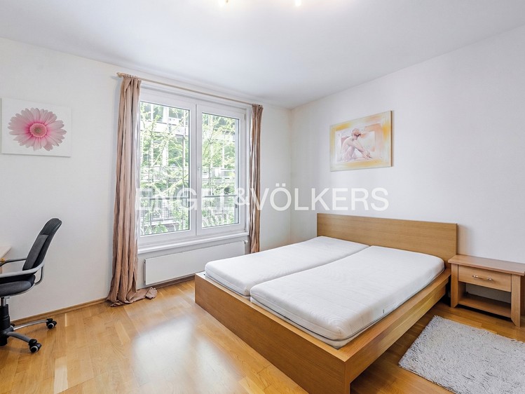 Pronájem bytu 3+kk 80 m² - foto 5