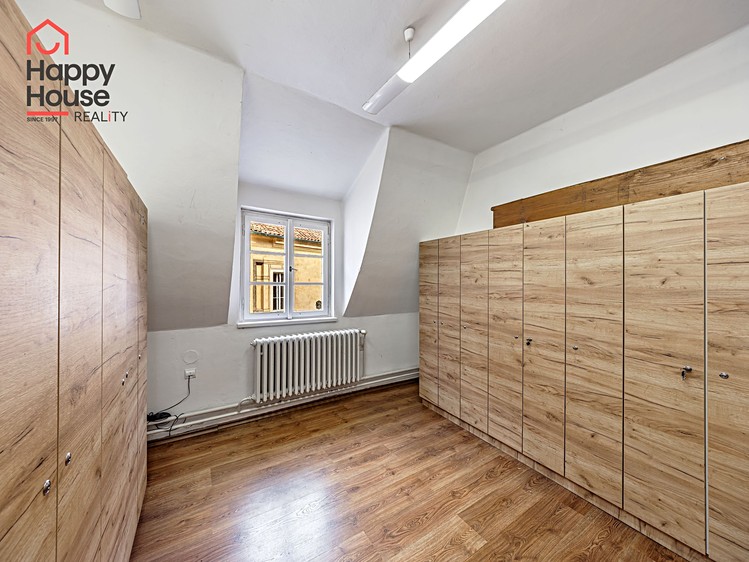 Pronájem kanceláře 32 m² - foto 3