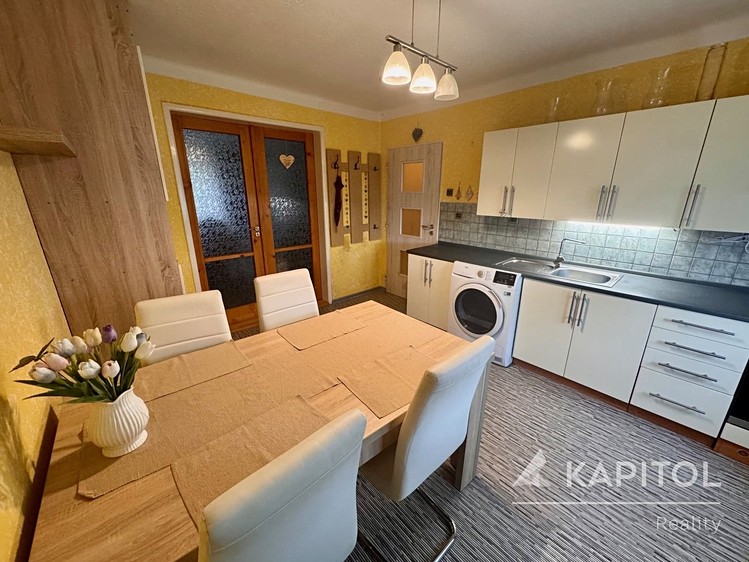 Prodej bytu 2+1 48 m² - foto 1