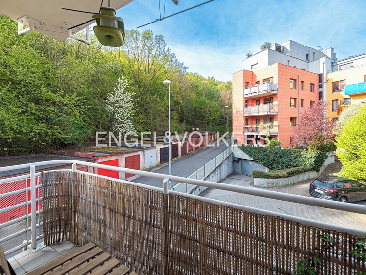 Pronájem bytu 2+kk 68 m² - foto 3