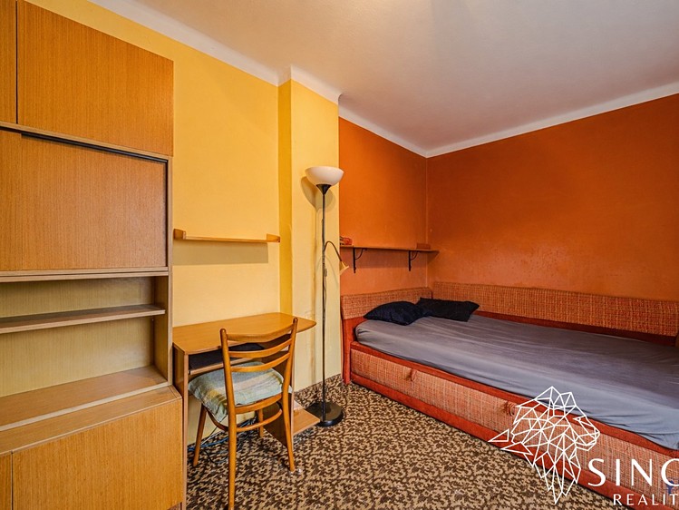 Prodej  rodinného domu 235 m², pozemek 1 346 m² - foto 5