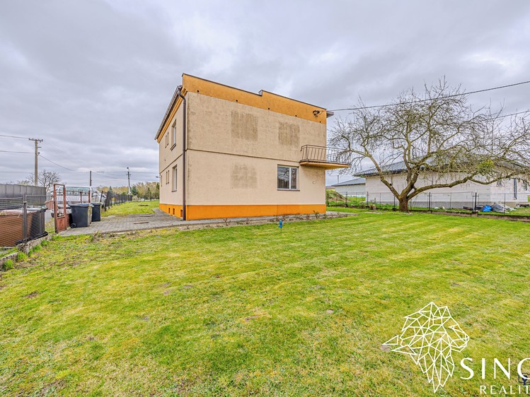 Prodej  rodinného domu 235 m², pozemek 1 346 m² - foto 3