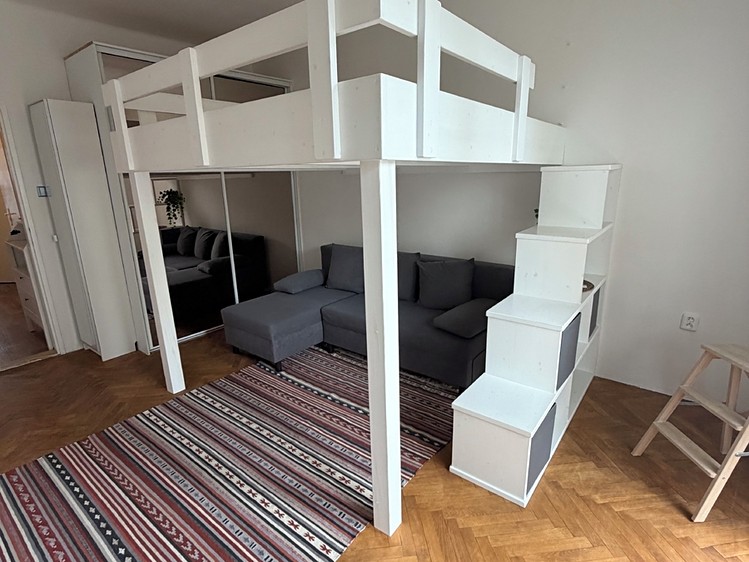 Pronájem bytu 1+1 40 m² - foto 2