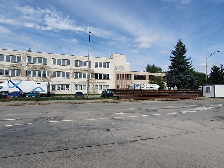 Prodej komerčního pozemku 6 493 m² - foto 1
