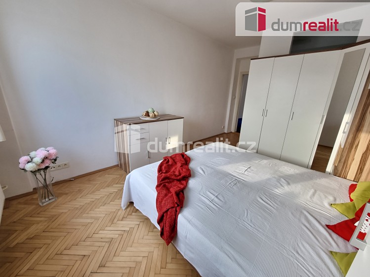 Pronájem bytu 2+1 54 m² - foto 8