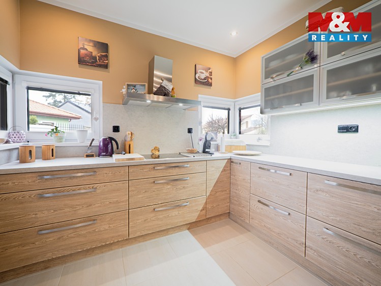 Prodej  rodinného domu 144 m², pozemek 550 m² - foto 5