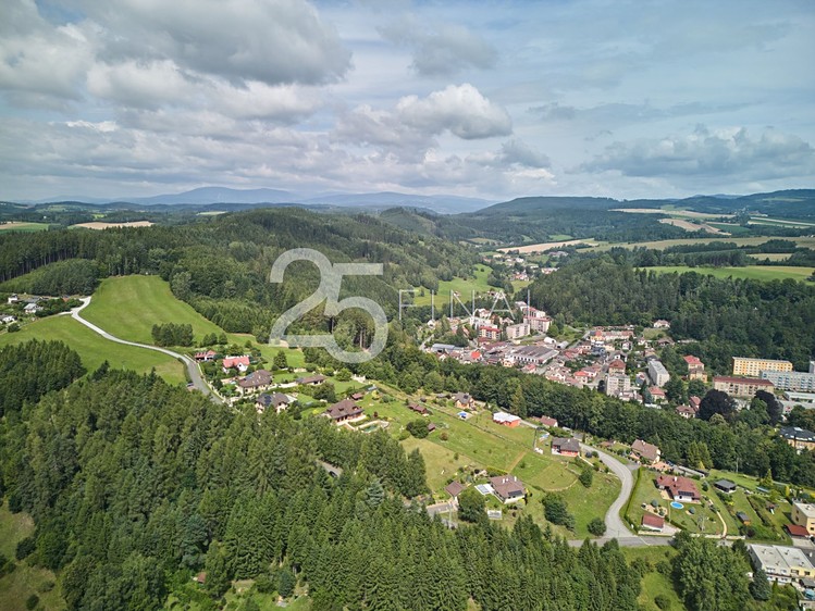 Prodej  stavebního pozemku 1 627 m² - foto 5