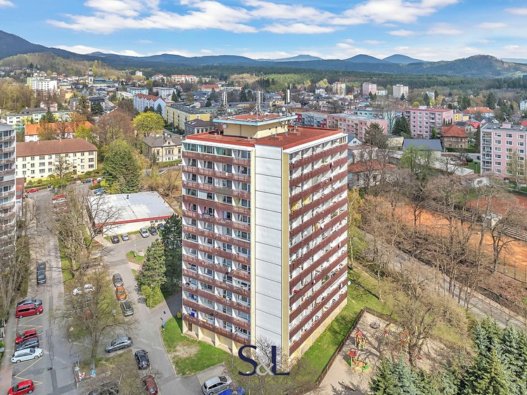Prodej bytu 1+kk 29 m² (Jednopodlažní) - foto 1