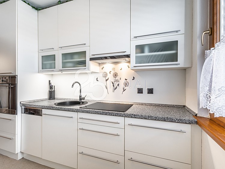 Prodej bytu 4+1 70 m² - foto 4