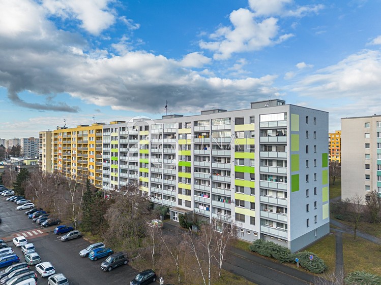 Prodej bytu 4+1 70 m² - foto 1