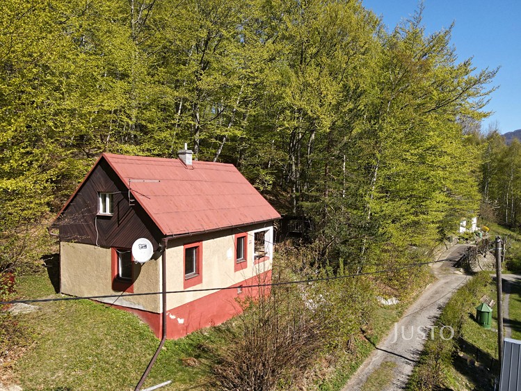 Prodej chaty 68 m², pozemek 295 m² - foto 2