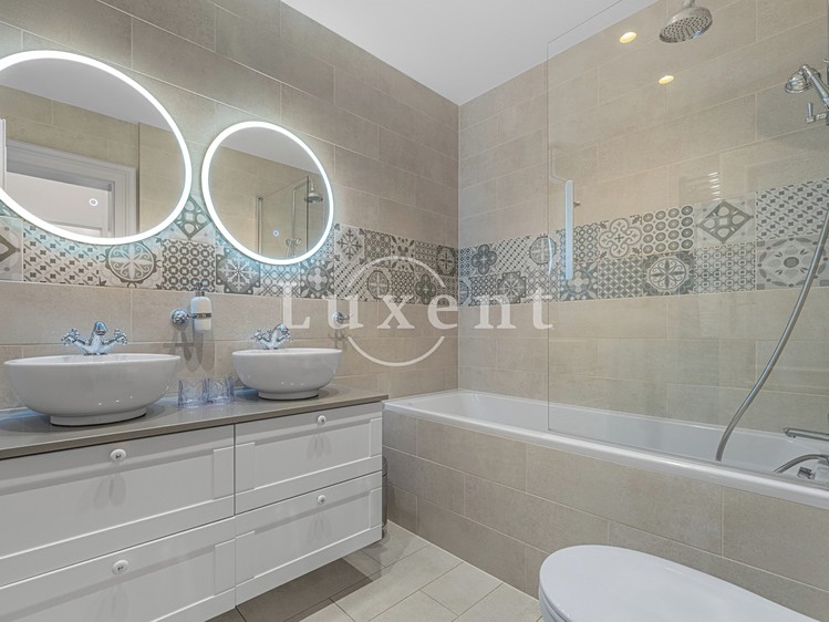 Prodej památky 1 585 m², pozemek 6 505 m² - foto 8