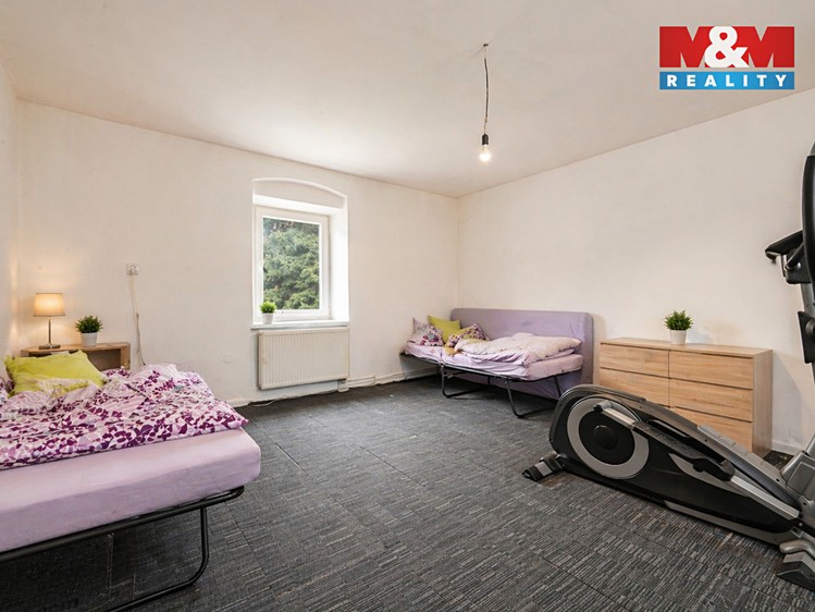 Prodej rodinného domu 105 m², pozemek 1 008 m² - foto 4