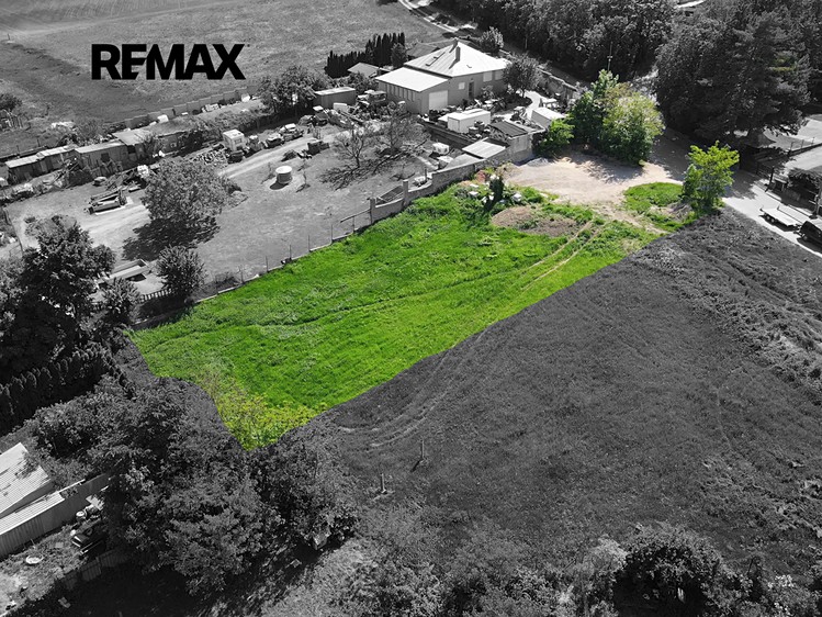 Prodej stavebního pozemku 1 289 m² - foto 2