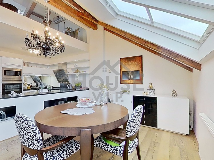 Prodej bytu 3+kk 122 m² - foto 1