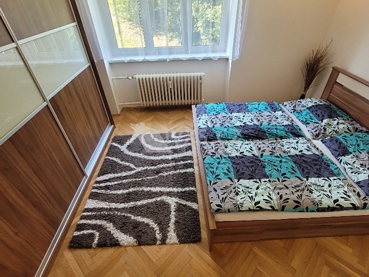 Pronájem bytu 2+1 58 m² - foto 3