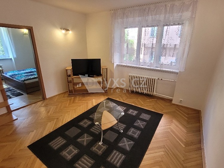 Pronájem bytu 2+1 58 m² - foto 2
